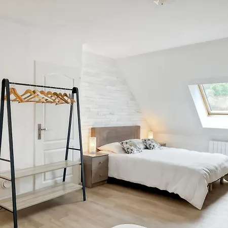 Ferienhaus L'abri Cotier, Maison Spacieuse Avec Jardin Pendé